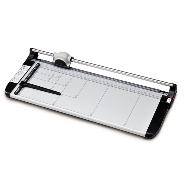 Studio Pro Desktop Rotary Trimmer