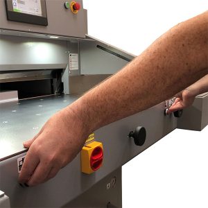 Grafcut Twin Button Operation