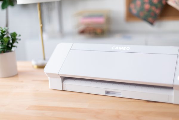 Silhouette Cameo 4